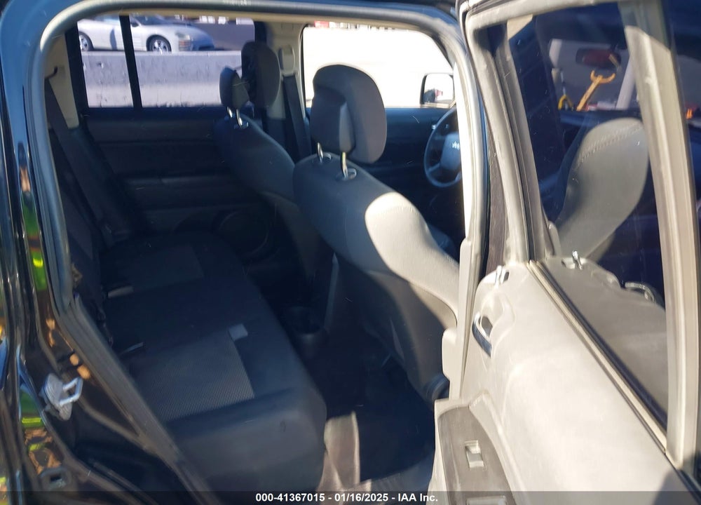 2010 JEEP PATRIOT SPORT VIN: 1J4NF2GB1AD528805