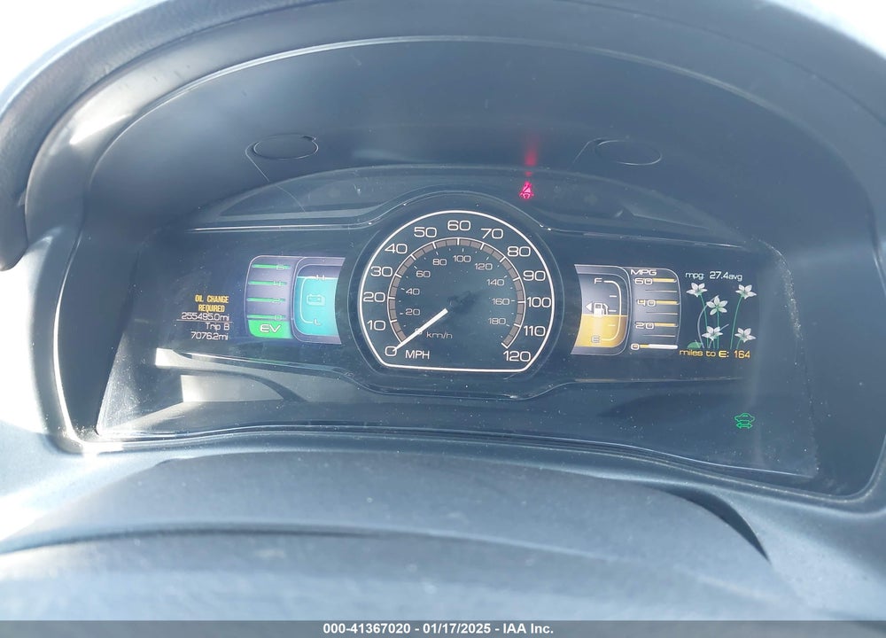 2011 LINCOLN MKZ HYBRID VIN: 3LNDL2L3XBR773700