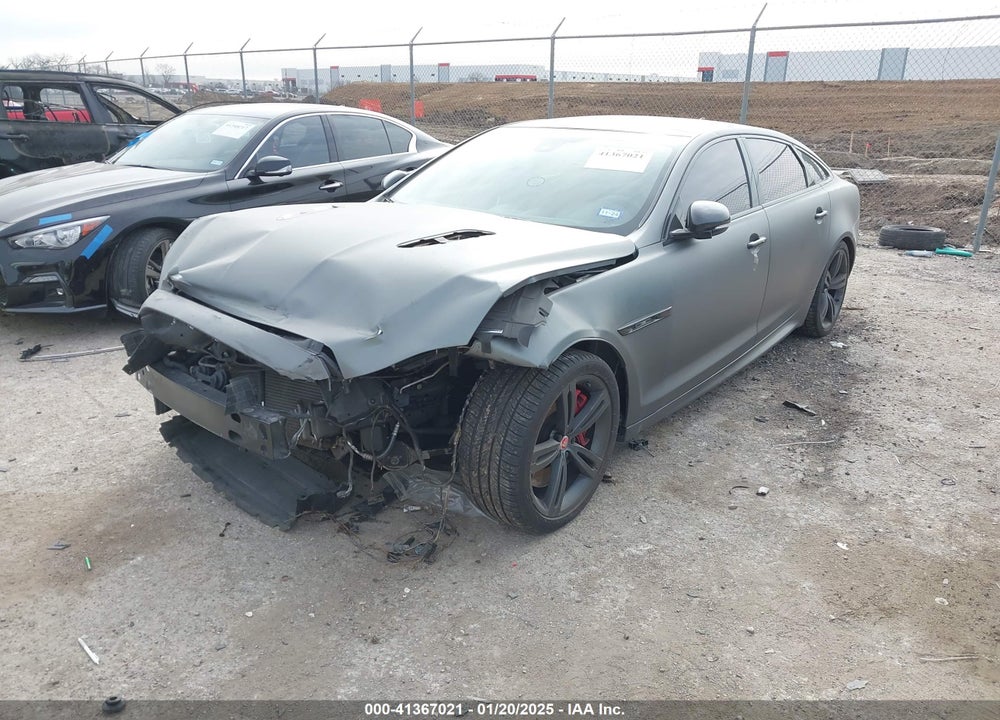 2014 JAGUAR XJR VIN: SAJWA2EK3EMV58732