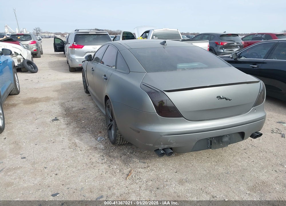 2014 JAGUAR XJR VIN: SAJWA2EK3EMV58732
