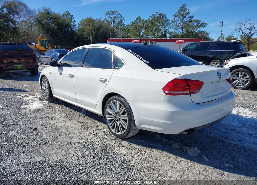 2014 VOLKSWAGEN PASSAT VIN: 1VWBT7A35EC096230