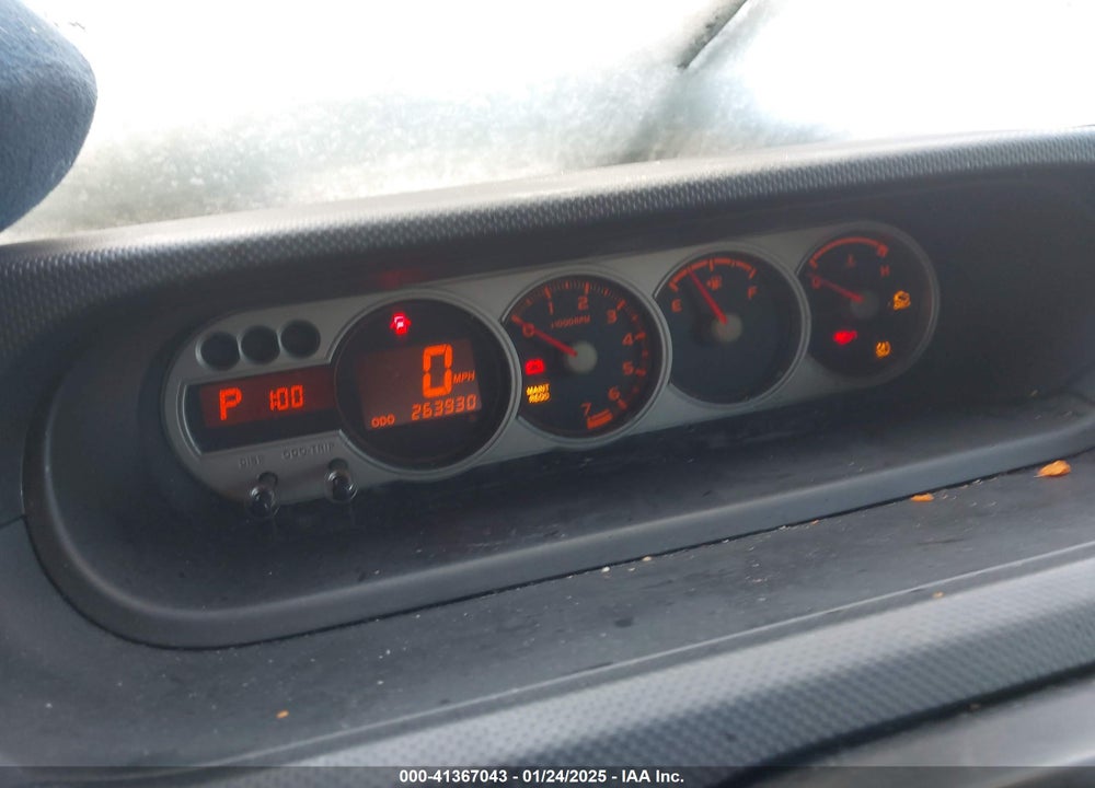 2008 SCION XB VIN: JTLKE50E081000688
