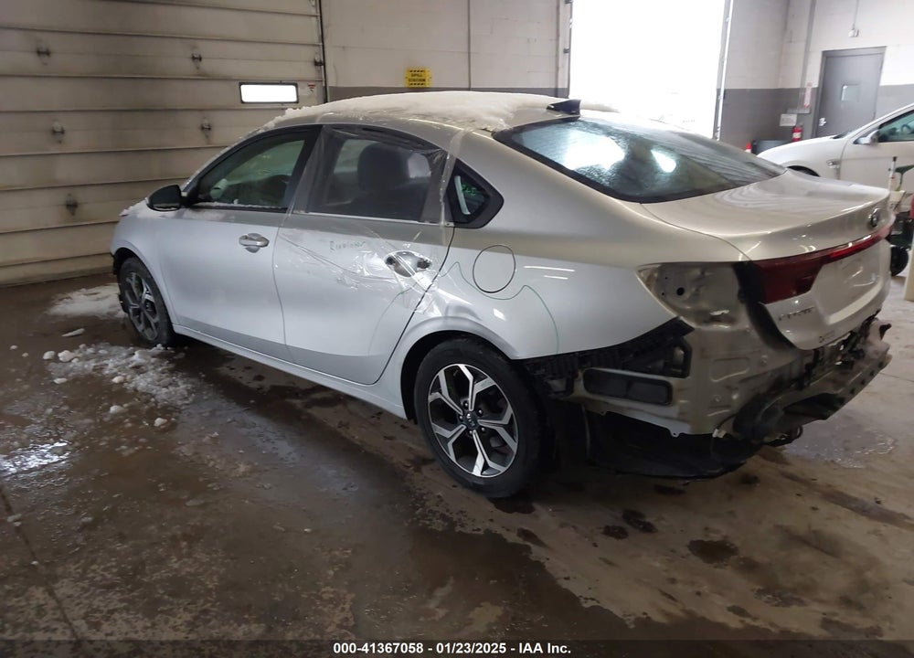 2020 KIA FORTE VIN: 3KPF24AD3LE184195
