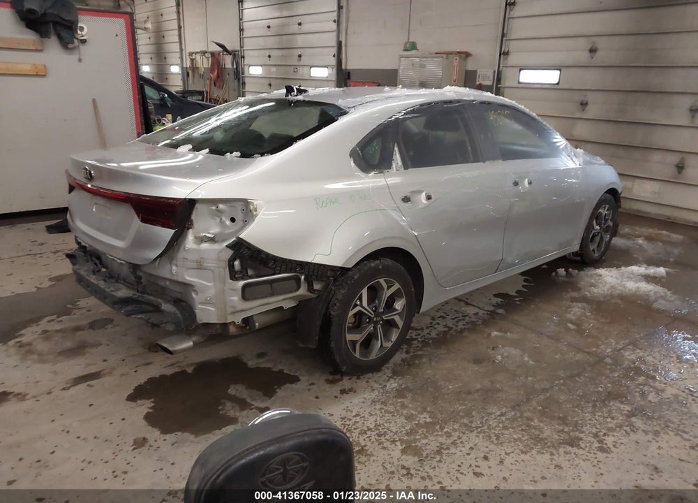 2020 KIA FORTE VIN: 3KPF24AD3LE184195