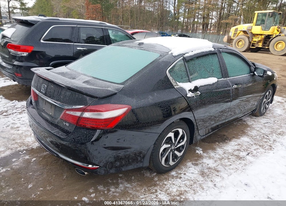 2016 HONDA ACCORD VIN: 1HGCR3F85GA019294