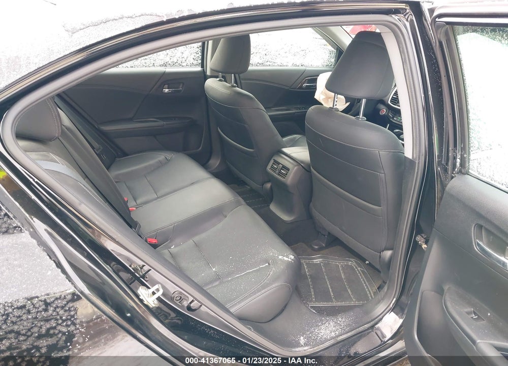 2016 HONDA ACCORD VIN: 1HGCR3F85GA019294