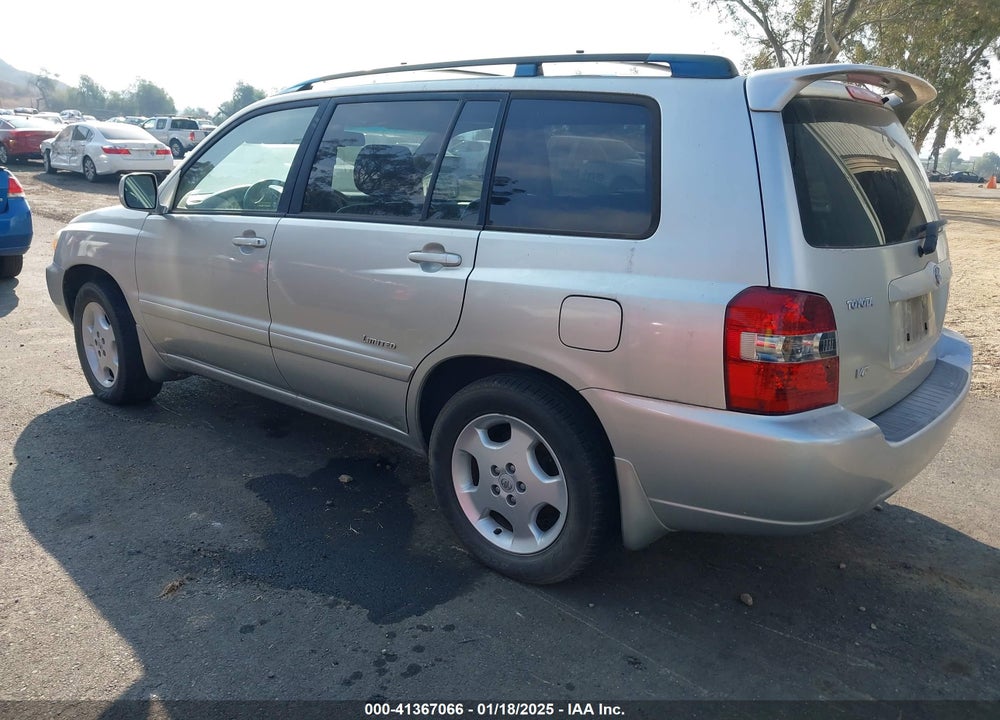 2007 TOYOTA HIGHLANDER LIMITED V6 VIN: JTEDP21A670137868