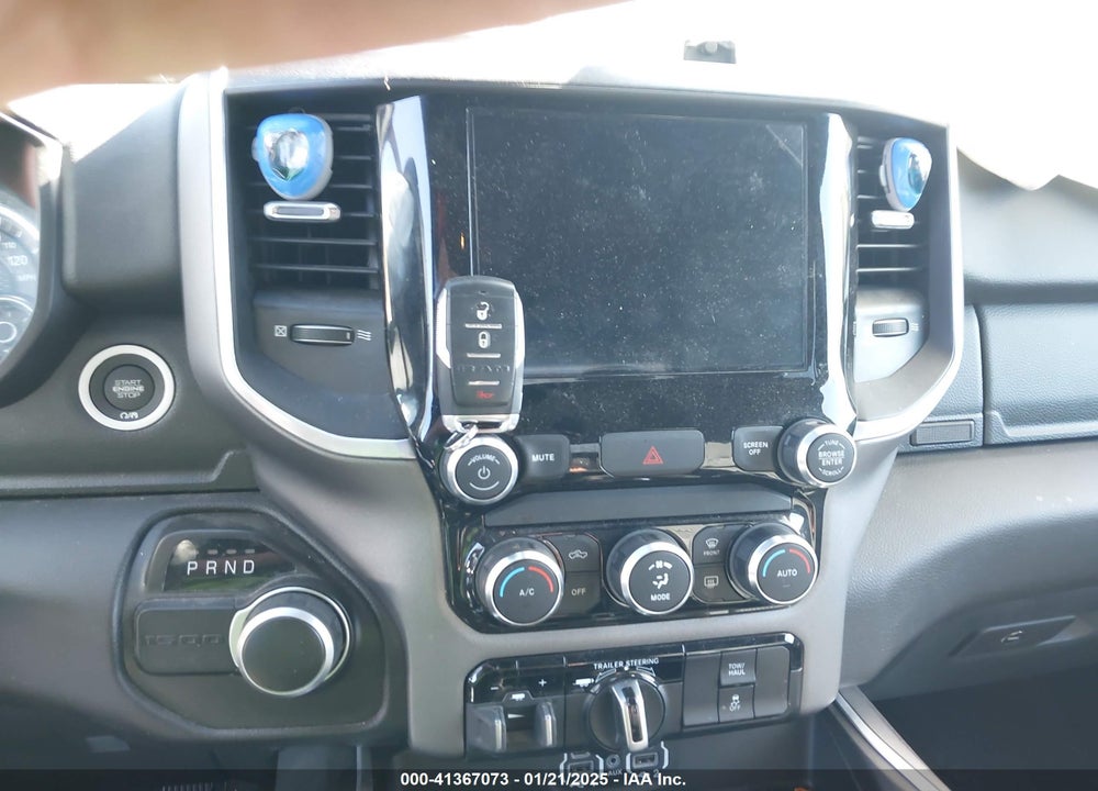 2022 RAM 1500 VIN: 1C6RREBT1NN436343