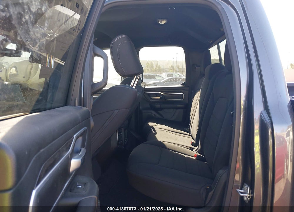 2022 RAM 1500 VIN: 1C6RREBT1NN436343