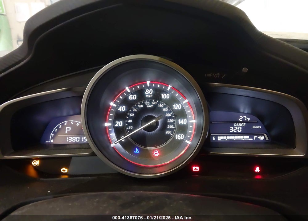 2014 MAZDA 3 VIN: JM1BM1V7XE1111066