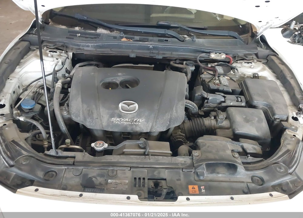 2014 MAZDA 3 VIN: JM1BM1V7XE1111066
