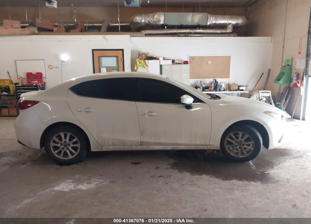 2014 MAZDA 3 VIN: JM1BM1V7XE1111066