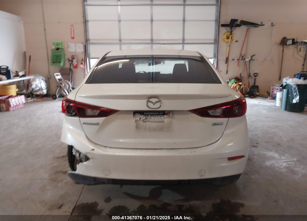 2014 MAZDA 3 VIN: JM1BM1V7XE1111066