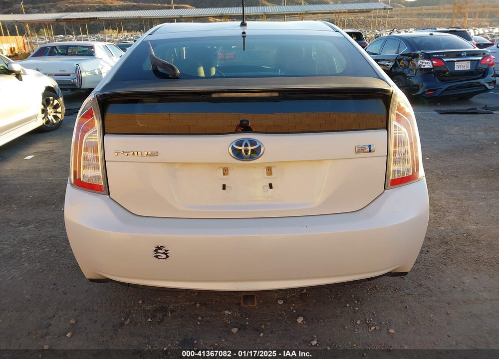 2013 TOYOTA PRIUS TWO VIN: JTDKN3DU4D5592391