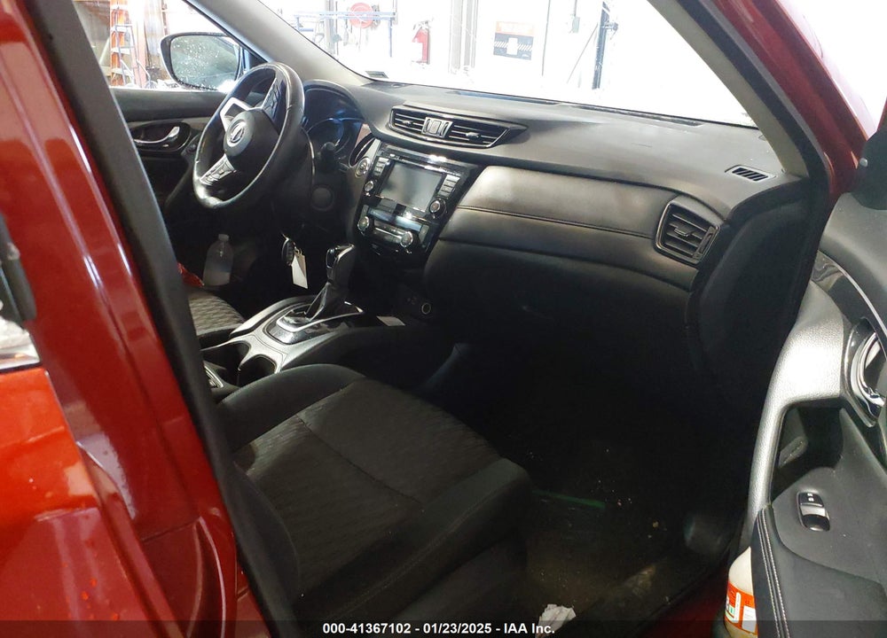 2018 NISSAN ROGUE SV VIN: 5N1AT2MV7JC721361