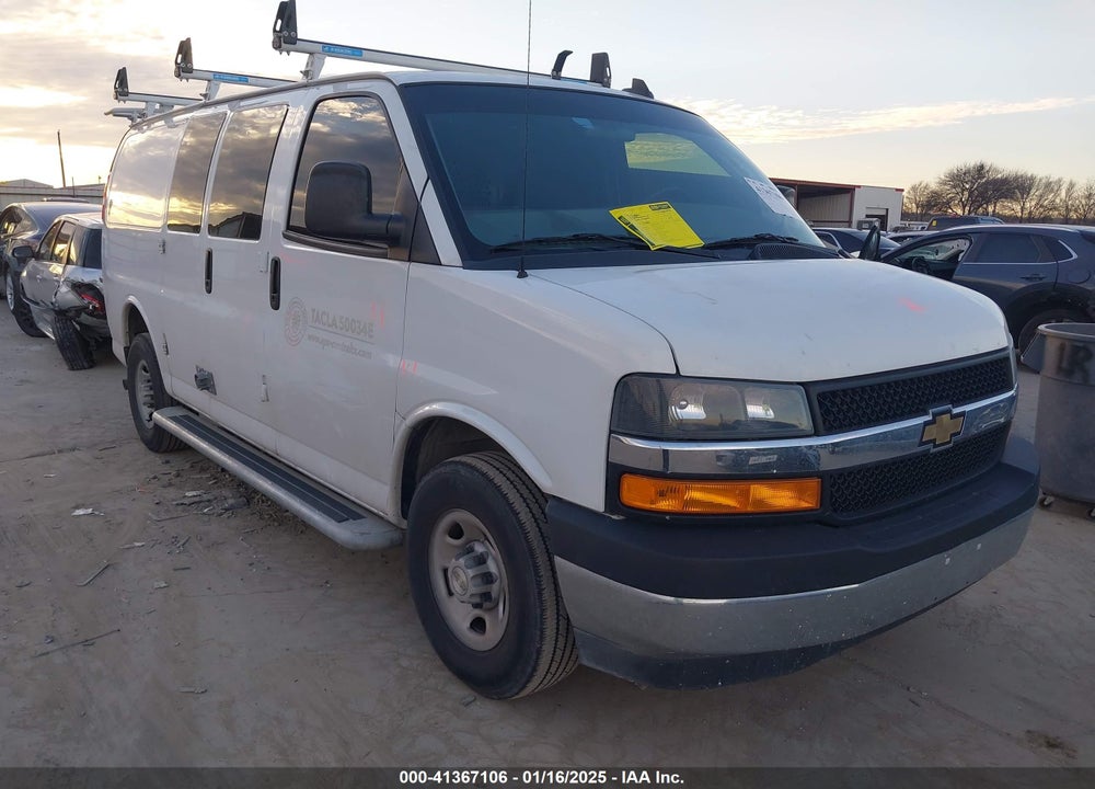 2022 CHEVROLET EXPRESS CARGO RWD 2500 REGULAR WHEELBASE WT VIN: 1GCWGAFP2N1158776