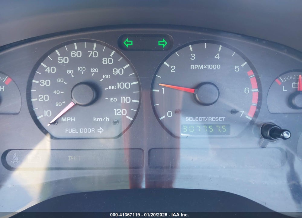 2001 FORD MUSTANG VIN: 1FAFP44431F193503