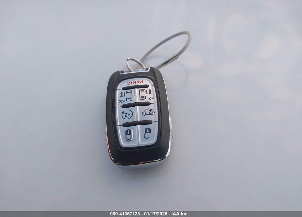 2024 CHRYSLER PACIFICA TOURING L VIN: 2C4RC1BG4RR155085
