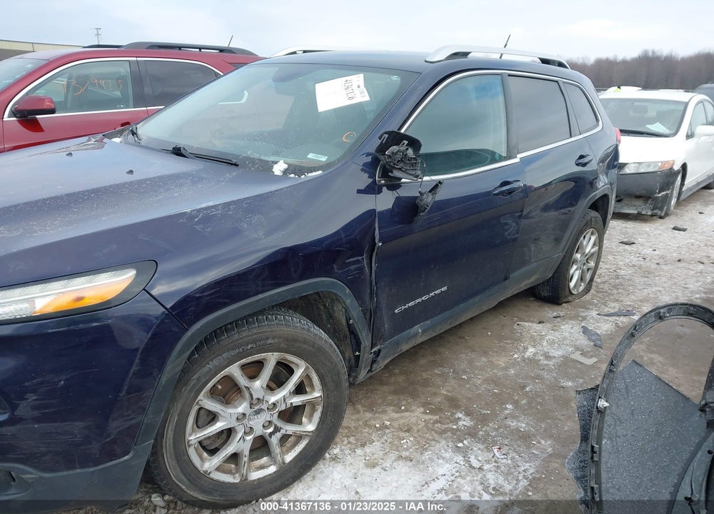 2015 JEEP CHEROKEE LATITUDE VIN: 1C4PJLCBXFW596752