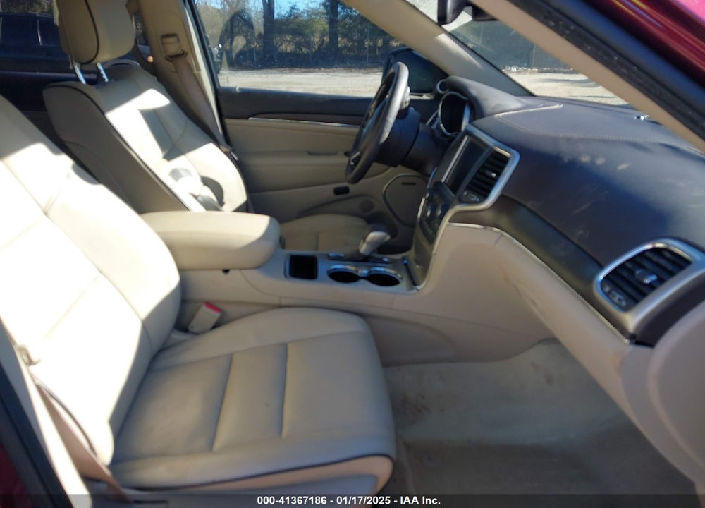 2017 JEEP GRAND CHEROKEE VIN: 1C4RJECG7HC823478