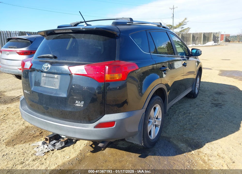 2013 TOYOTA RAV4 XLE VIN: 2T3RFREV7DW054704