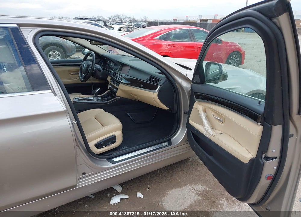 2016 BMW 535 VIN: WBA5B1C58GG132712