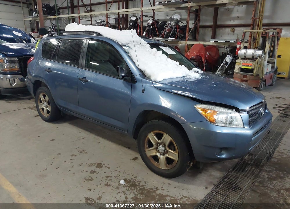 2008 TOYOTA RAV4 VIN: JTMBD33V686082010