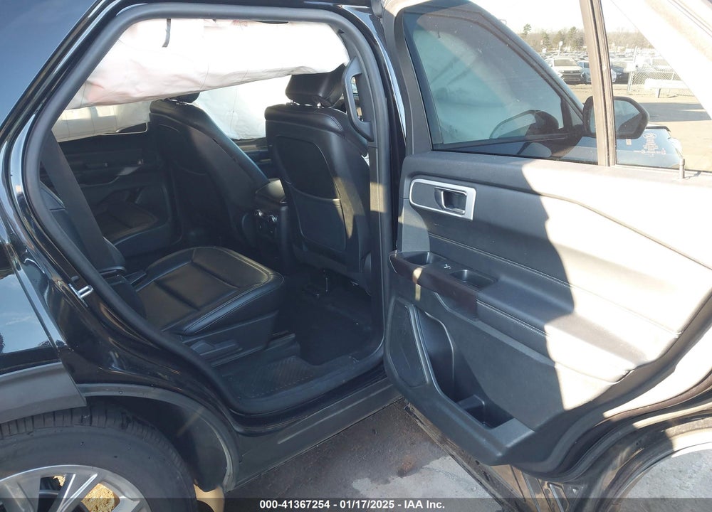 2020 FORD EXPLORER XLT VIN: 1FMSK8DH9LGA75269