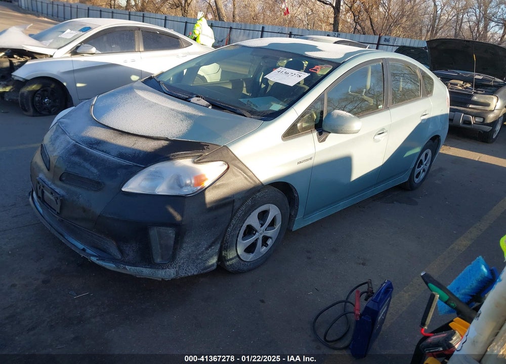 2013 TOYOTA PRIUS TWO VIN: JTDKN3DU8D1632303
