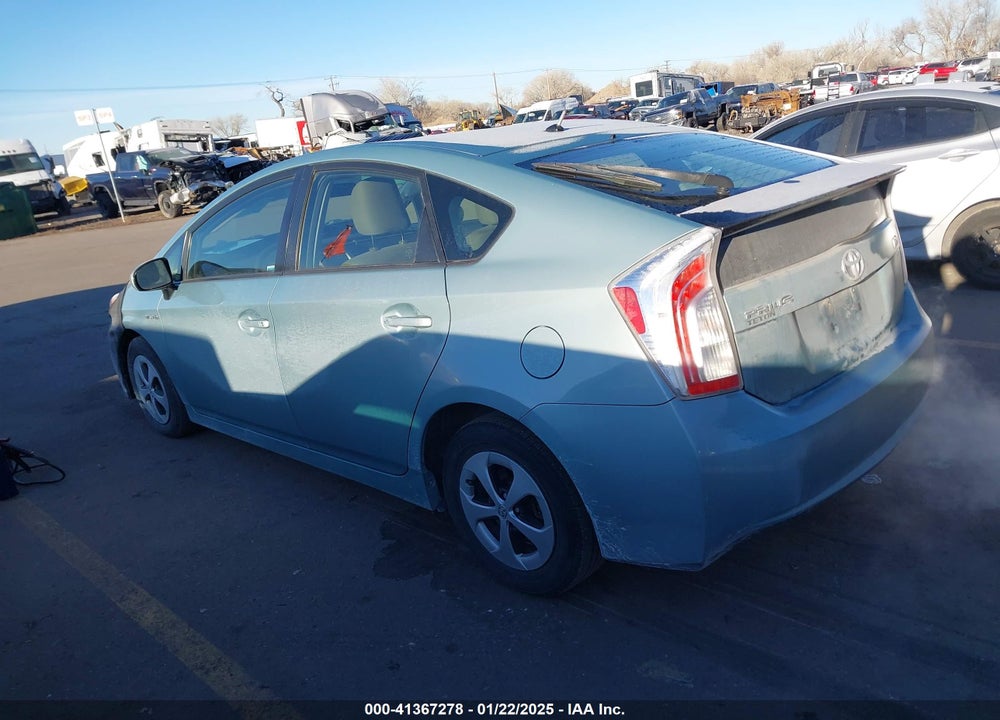 2013 TOYOTA PRIUS TWO VIN: JTDKN3DU8D1632303