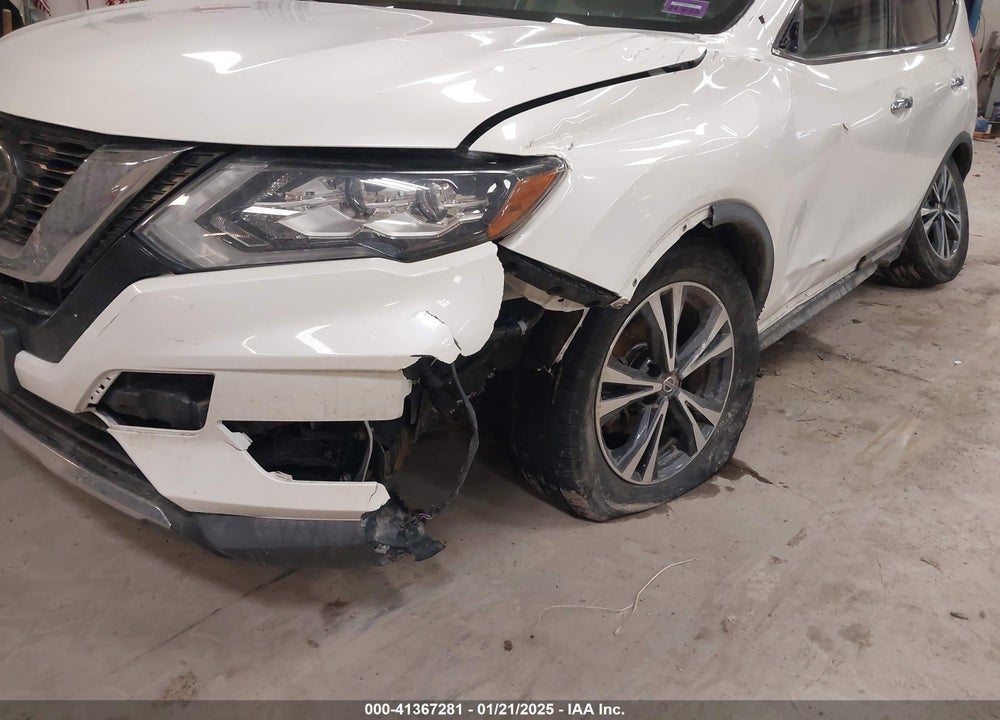 2018 NISSAN ROGUE VIN: JN8AT2MV1JW353718