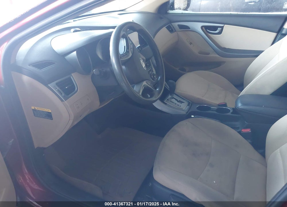 2013 HYUNDAI ELANTRA VIN: 5NPDH4AE2DH288110