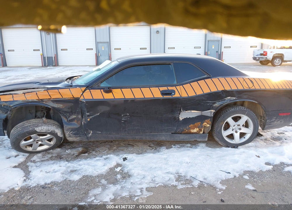 2010 DODGE CHALLENGER VIN: 2B3CJ4DV7AH208334