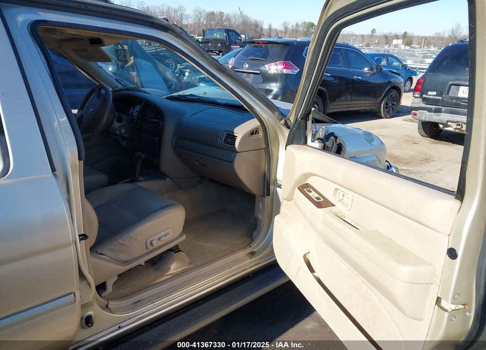 2002 NISSAN PATHFINDER VIN: JN8DR09Y02W719026