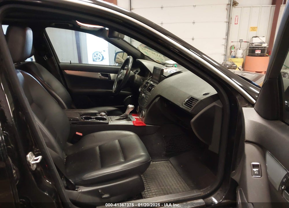 2008 MERCEDES-BENZ C VIN: WDDGF81X58F154189