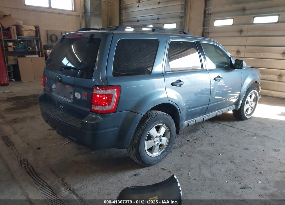 2011 FORD ESCAPE VIN: 1FMCU9D71BKC22210