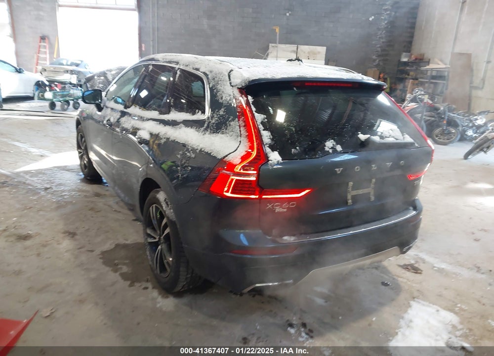 2018 VOLVO XC60 VIN: YV4102RK5J1079663
