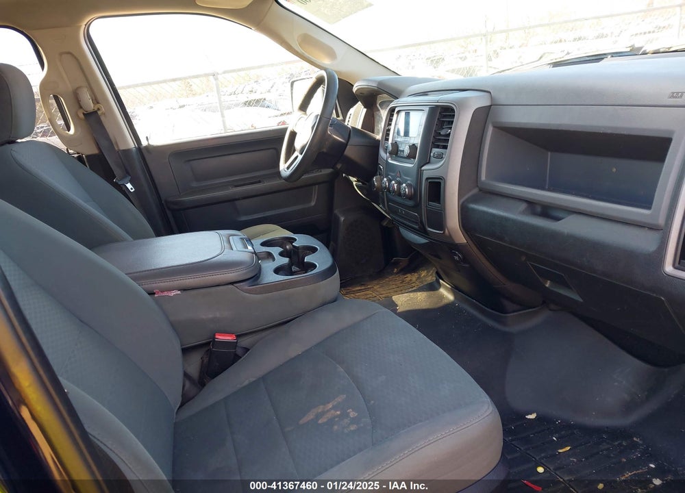 2016 RAM 1500 TRADESMAN VIN: 1C6RR6FG3GS128405