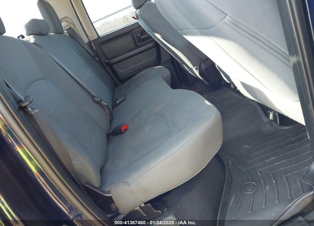 2016 RAM 1500 TRADESMAN VIN: 1C6RR6FG3GS128405