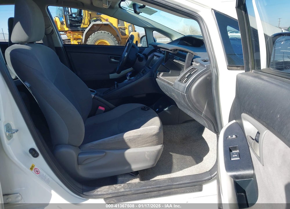 2013 TOYOTA PRIUS THREE VIN: JTDKN3DU9D5547608