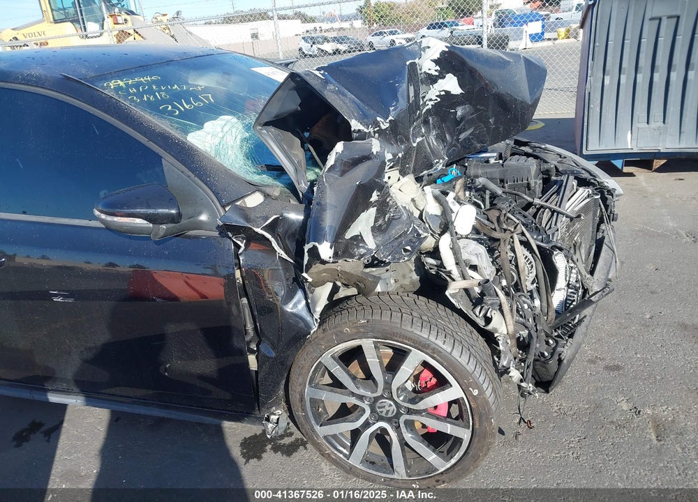 2014 VOLKSWAGEN GTI VIN: WVWHD7AJ3EW008542