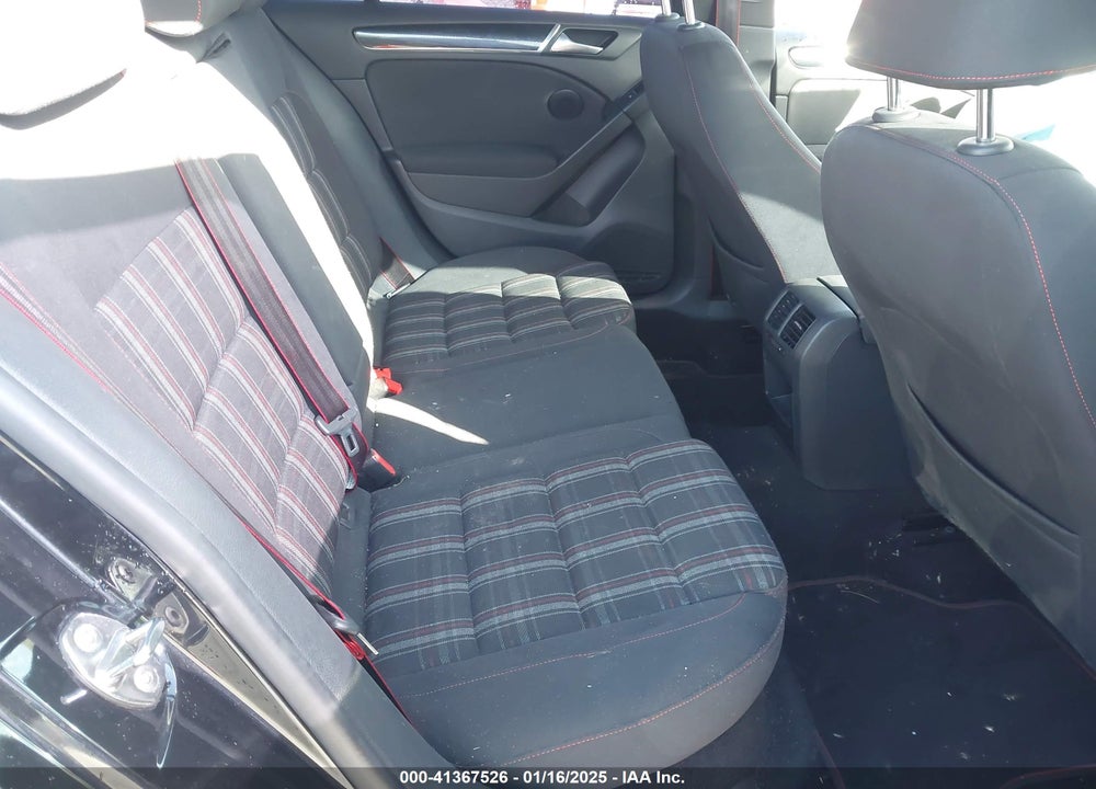 2014 VOLKSWAGEN GTI VIN: WVWHD7AJ3EW008542