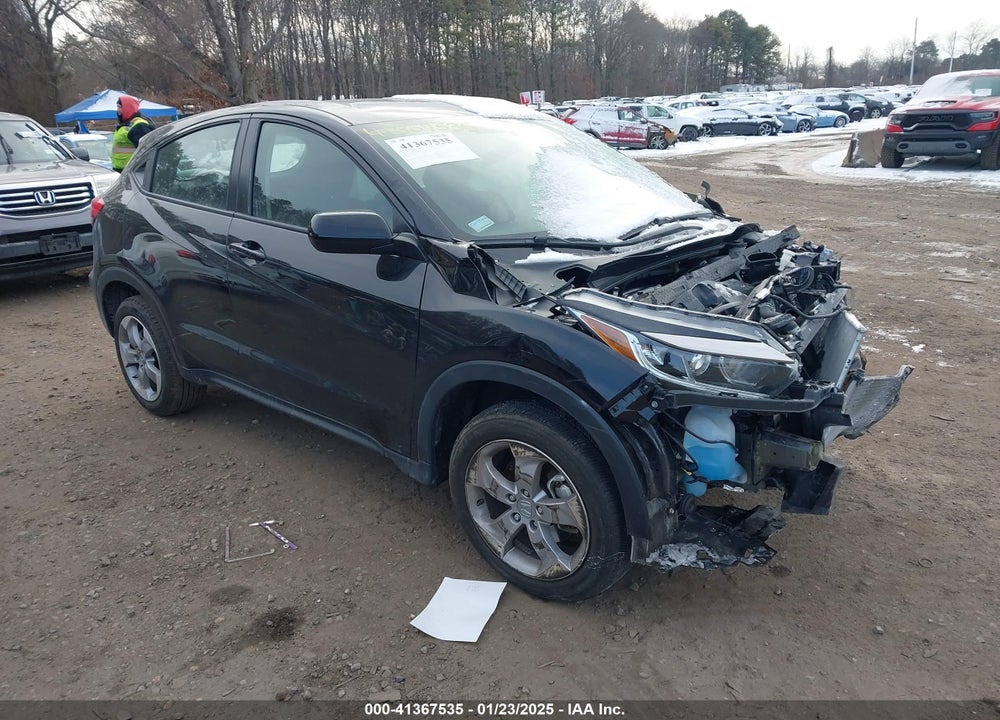 2022 HONDA HR-V AWD LX VIN: 3CZRU6H33NM703667