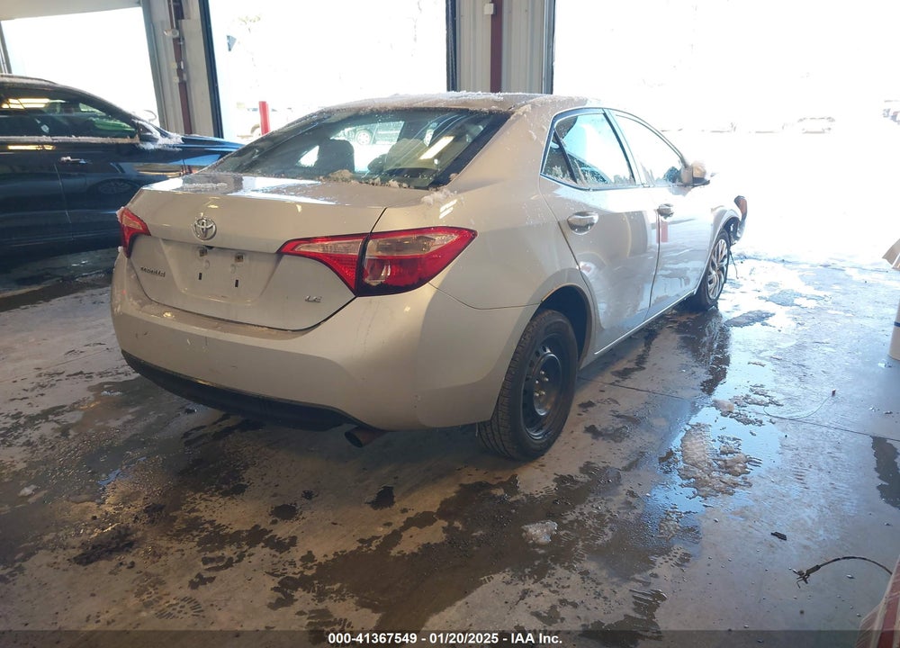 2018 TOYOTA COROLLA VIN: 2T1BURHE0JC062197