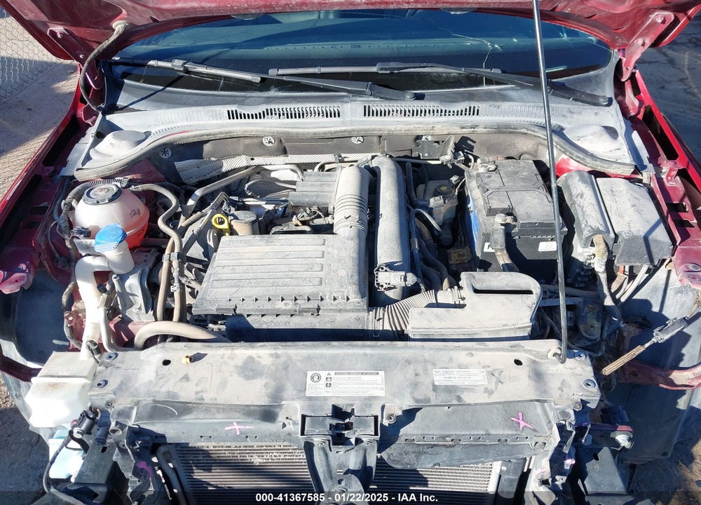 2018 VOLKSWAGEN JETTA VIN: 3VWDB7AJ4JM224590