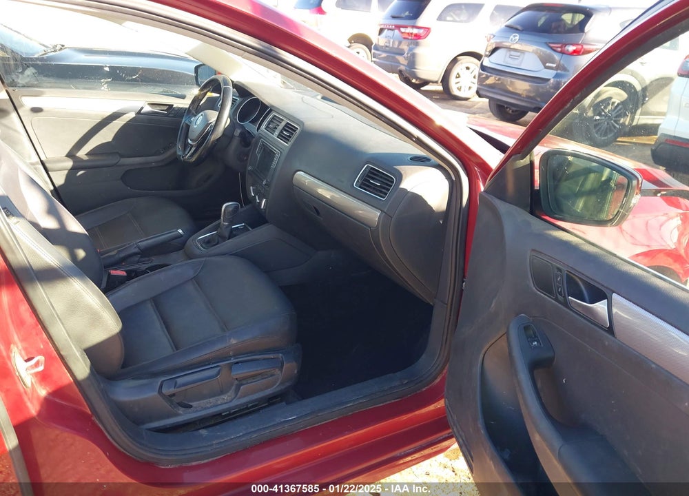 2018 VOLKSWAGEN JETTA VIN: 3VWDB7AJ4JM224590