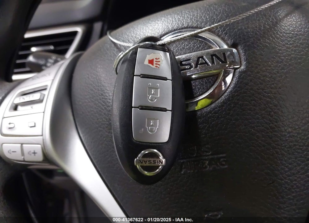 2015 NISSAN ROGUE VIN: 5N1AT2MT4FC751844