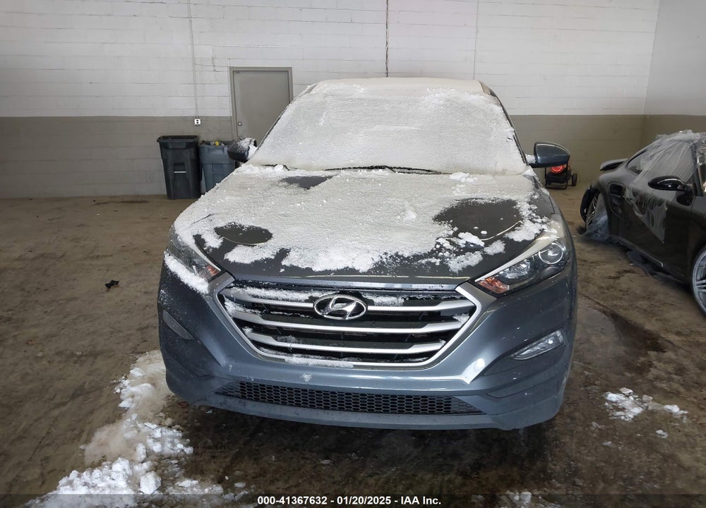 2018 HYUNDAI TUCSON SEL VIN: KM8J33A40JU669079