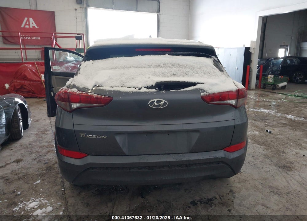 2018 HYUNDAI TUCSON SEL VIN: KM8J33A40JU669079