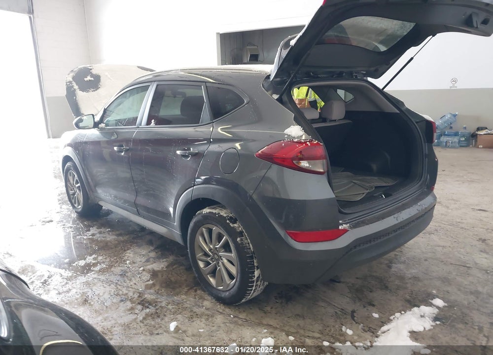 2018 HYUNDAI TUCSON SEL VIN: KM8J33A40JU669079